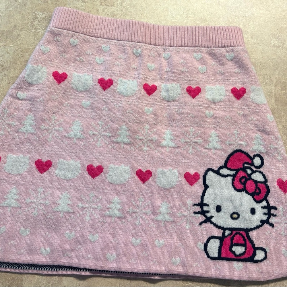 Hello Kitty Black and Pink Knit Skirt